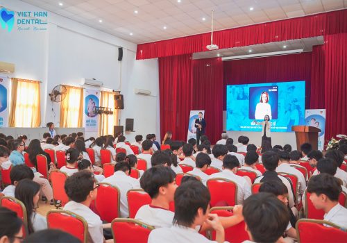 Hội thảo Nha khoa học đường “Trao nụ cười – Thắp sáng tương lai”