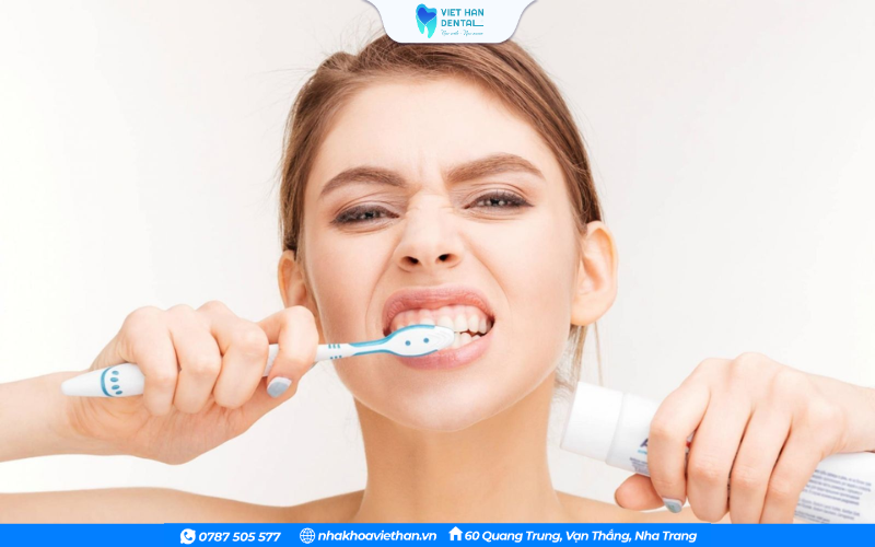 Vệ sinh răng miệng sai cách