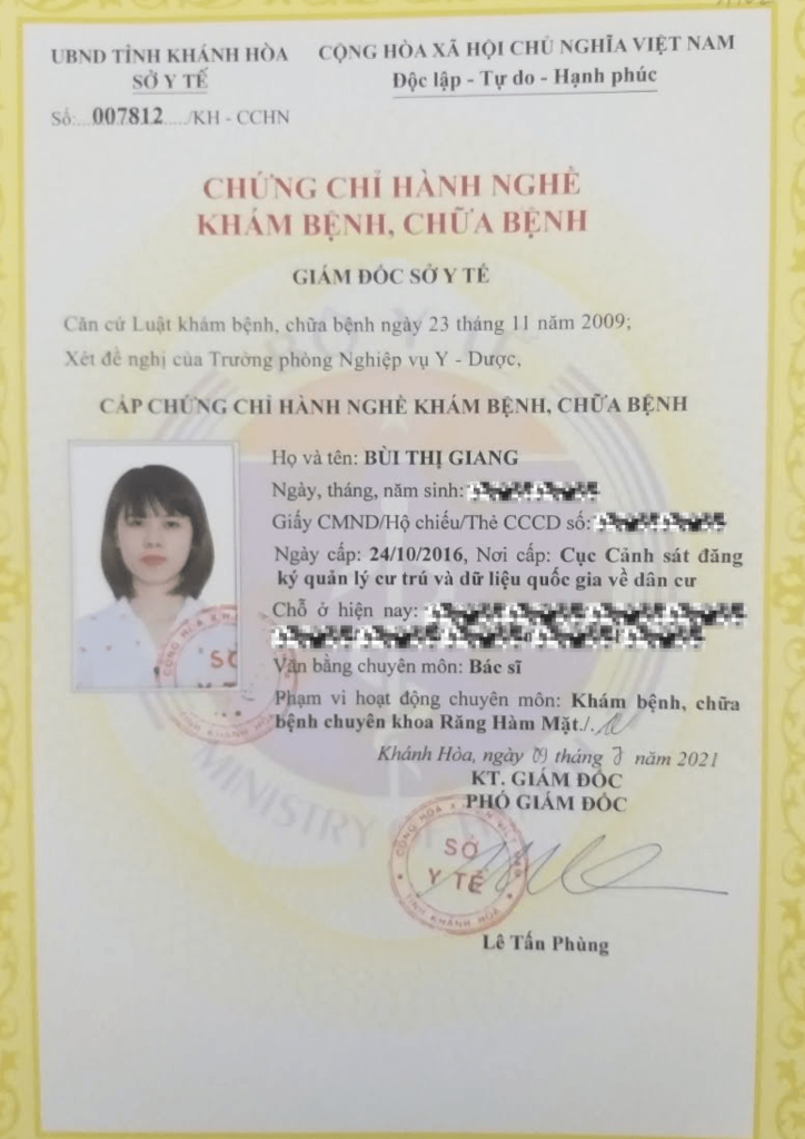 Bằng cấp bác sĩ Giang Bằng cấp bác sĩ Giang