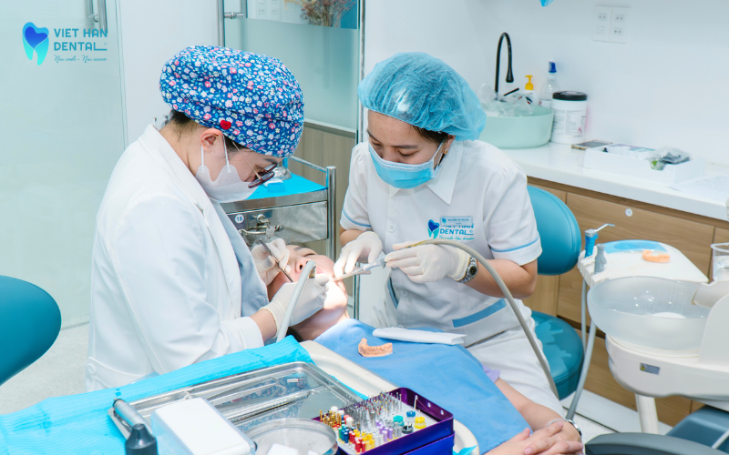 Bác sĩ niềng răng tại Nha khoa Việt Hàn